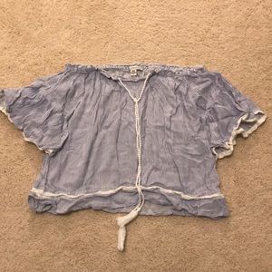 American Eagle top(off shoulder)